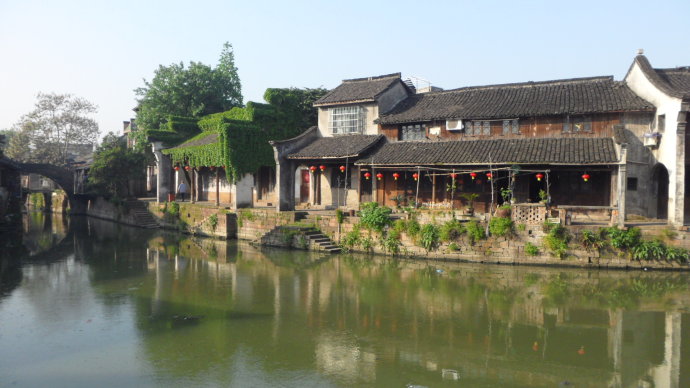東方潤(rùn)園業(yè)主春游德清樂融融