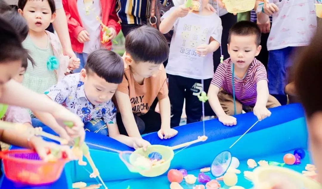 迎著兩會春風(fēng)，做新時代的擔(dān)當(dāng)者