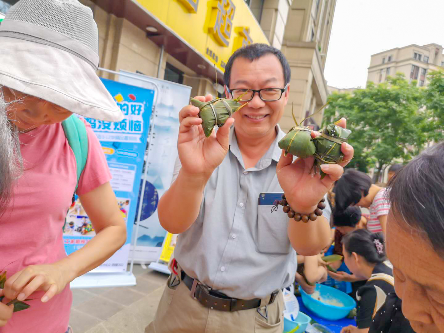 傳承經(jīng)典·端午同樂|鄰里共佳節(jié)，與美好一見“粽”情